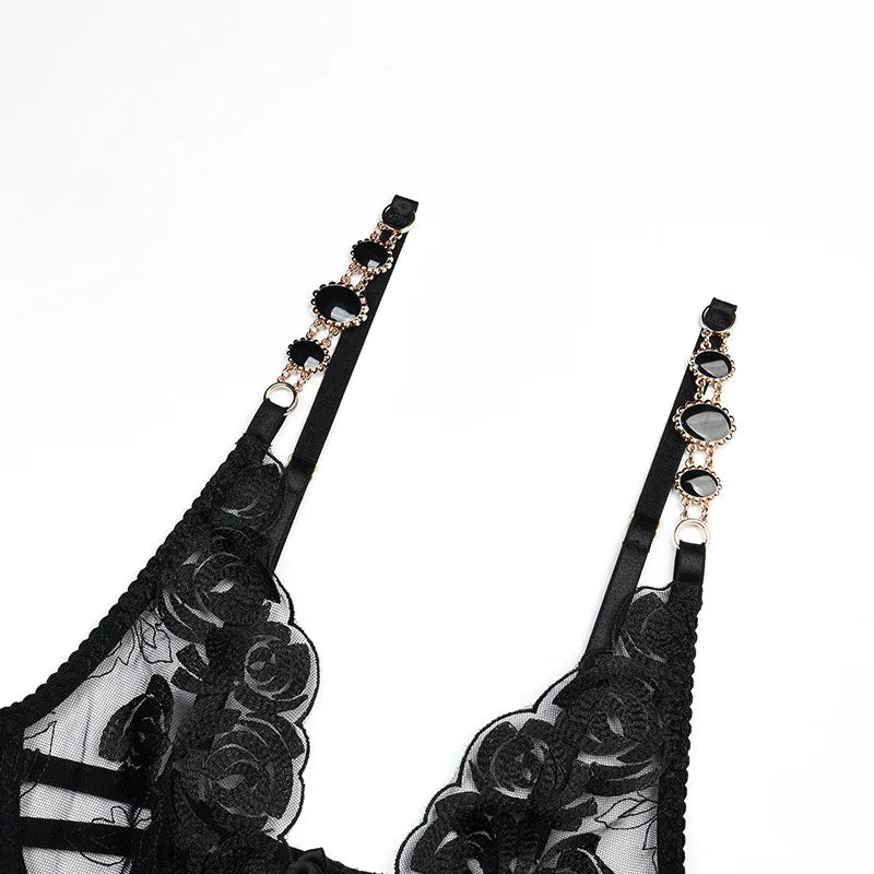 Lüks Dantel İç Giyim Seti Çiçek İşlemeli, Jartiyerli ve Balenli 3 Parça Fantazi Takım 65414