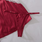 Derin V Yaka Saten Gecelik Dantel Detaylı, Yırtmaçlı ve Sırt Dekolteli Seksi Mini Elbise 42492