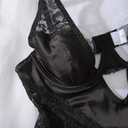 Derin V Yaka Saten Gecelik Dantel Detaylı, Yırtmaçlı ve Sırt Dekolteli Seksi Mini Elbise 42492