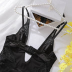 Derin V Yaka Saten Gecelik Dantel Detaylı, Yırtmaçlı ve Sırt Dekolteli Seksi Mini Elbise 42492